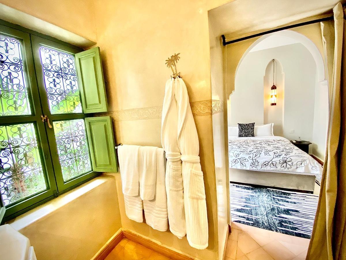 Riad Dar Adal Exclusivite 2 A 6 Personnes Petit Dejeuner Compris Place Jemaa El Fna Marrakesh Eksteriør billede