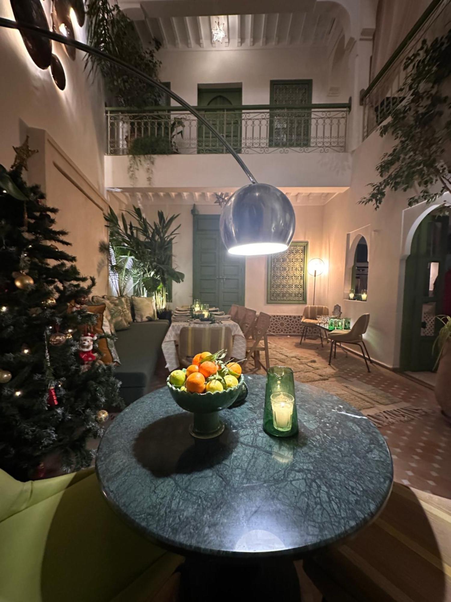 Riad Dar Adal Exclusivite 2 A 6 Personnes Petit Dejeuner Compris Place Jemaa El Fna Marrakesh Eksteriør billede